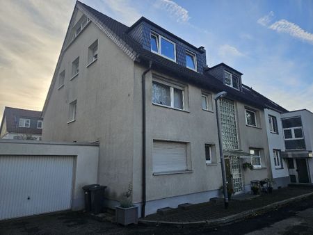 Sehr gepflegte Maisonettewohnung mit ca. 120 m² Wohnfläche, 4 Zimmer und Balkon mit schöner Aussicht - Photo 3