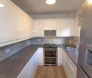 1 bedroom retirement property to rent - Photo 2