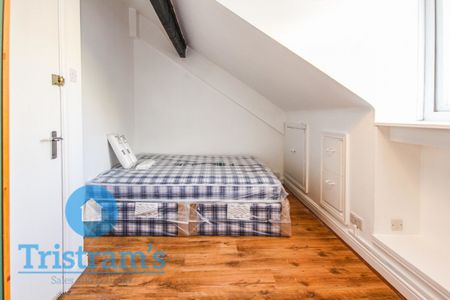 1 bed Apartment for Rent - Photo 2