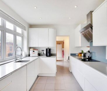 4 bedroom bungalow to rent - Photo 5