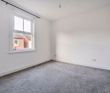 Cline Road, Guildford - 2 bedrooms Property for lettings - Seymours - Photo 1