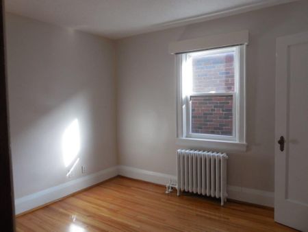 For Lease - 430 Symington Avenue, Toronto, Ontario - Photo 3