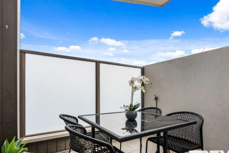 Modern Townhouse Living in a Prime Preston Location - Photo 3