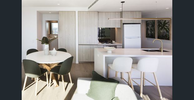 1709/36 Lambert Street, Kangaroo Point, Qld 4169 - Photo 1