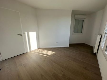 Location Appartement 3 pièces 57m² LE PLESSIS ROBINSON 92350 - Photo 5
