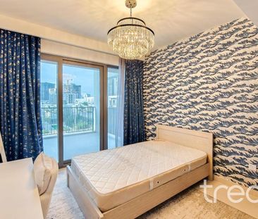 Fully Furnished | Upgraded | Landscaped - Photo 5