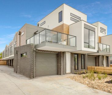 1F Conway Court, Boronia, Vic 3155 - Photo 1