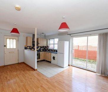 Town house to rent on - Photo 4
