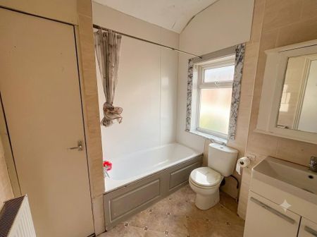 2 bedroom terraced house to rent - Photo 5