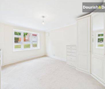 3 bedroom detached bungalow to rent - Photo 4