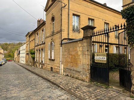 STUDIO MEUBLÉ 21.02 M² - HYPER CENTRE-VILLE - Photo 5