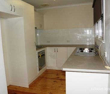 2/47 Ayr Street, DONCASTER - Photo 2