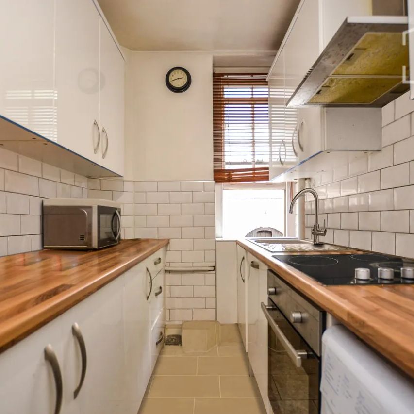 Peters Court, Bayswater, W2 - Photo 1