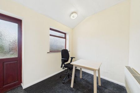 2 bedroom detached house to rent - Photo 4