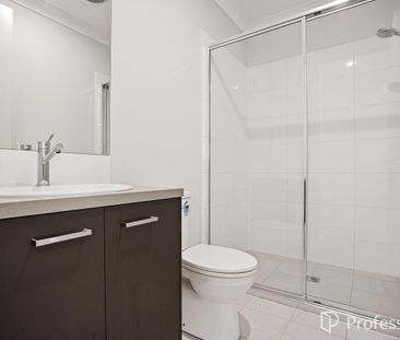 Brand New Home in Box Hill - Photo 6