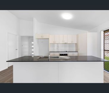 30 Valda Ave, Coomera, Qld 4209 - Photo 6