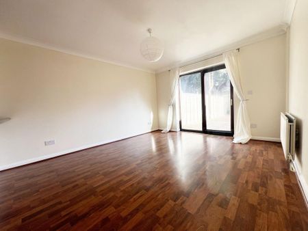 2 bedroom terraced house to rent - Photo 2