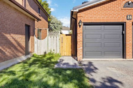 For Lease - 14 Fallingbrook Street, Whitby, Ontario - Photo 3