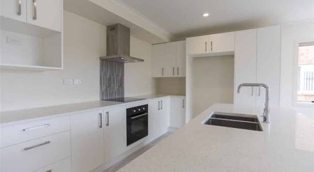 2 Story Living - Photo 3