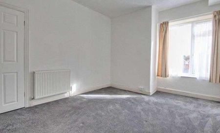 Cliff Road, Hornsea, HU18 - Photo 2