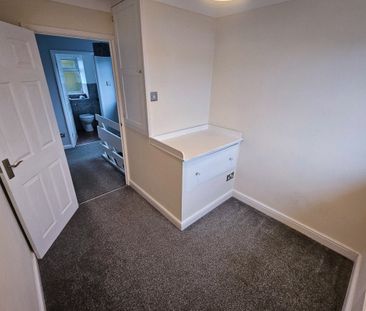 Eastfields Grove - Photo 5