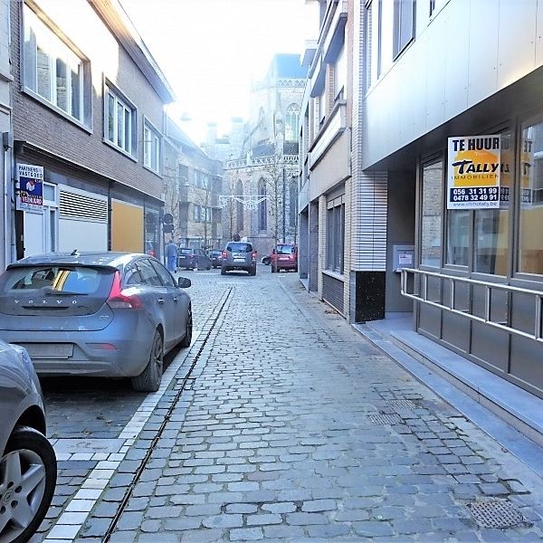 Kantoorruimte / handelspand in het centrum van Wervik. - Photo 1