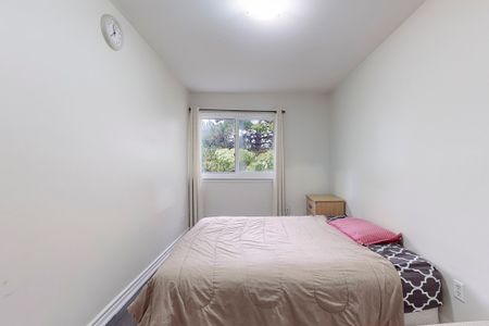 For Lease - 2451 Bridletowne Circle Unit# 4, Toronto, Ontario - Photo 2