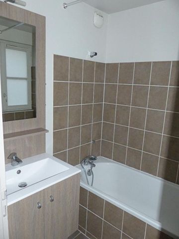 Location Appartement 3 pièces 57m² - Photo 4