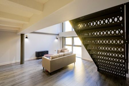 2 bedroom duplex to rent - Photo 2