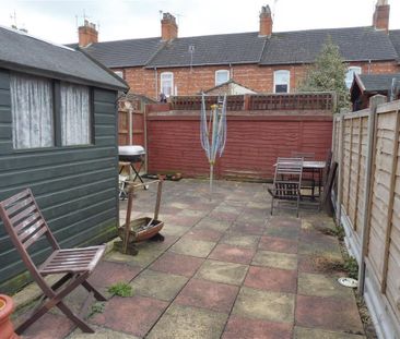 Houghton Road, GRANTHAM - Photo 1