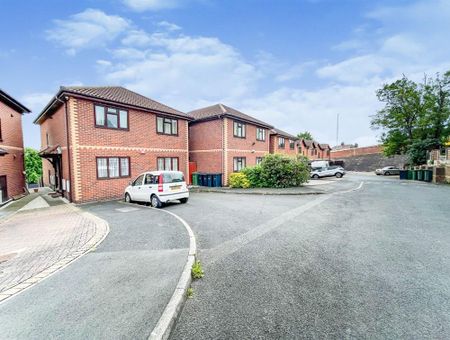 South Park Mews, Brierley Hill - Photo 4