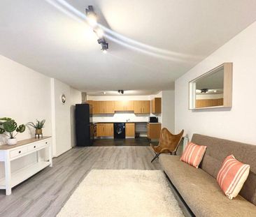 2 bedroom apartment to rent - Photo 2