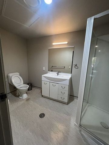 Live Central, Live Smart - Photo 3