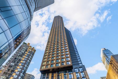 For Lease - 8 Wellesley Street Unit# 2116, Toronto, Ontario - Photo 3