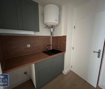 Location Appartement 1 pièce 27m² ST ETIENNE 42000 - Photo 2