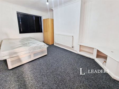 2 bedroom apartment to rent Park Crescent Place, Brighton, East Sussex, BN2 - Photo 3