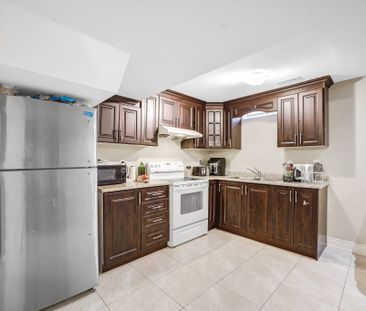 For Lease - 50 Marbleseed Crescent Unit# BASEMENT APT, Brampton, On... - Photo 4