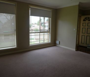 1/31 Mcnamara Avenue, Airport West VIC 3042 - Photo 1