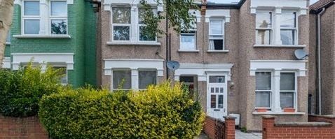 2 Bed Flat, Rookstone Road, SW17 - Photo 1