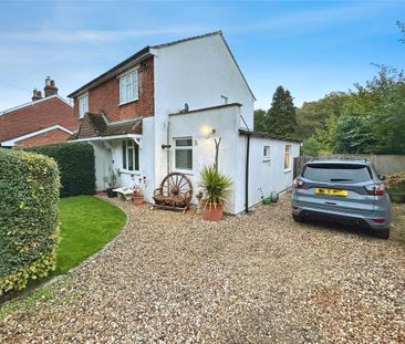 2 bedroom semi-detached house to rent - Photo 5