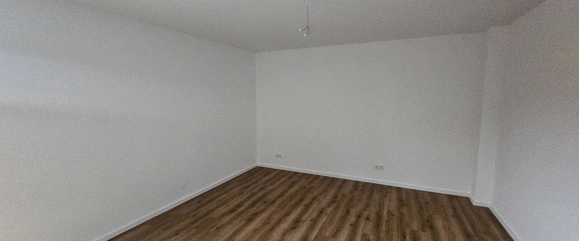 VERMIETUNG EINER GROßZÜGIGEN 4 ZIMMER- WOHNUNG IN HILLE - HOLZHAUSEN - Foto 1