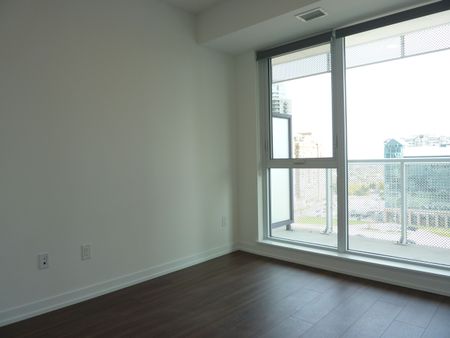 For Lease - 4065 Confederation Parkway Unit# 1309, Mississauga, Ontario - Photo 5