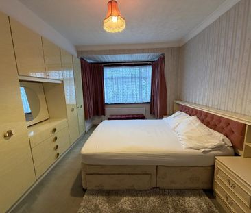 3 bedroom semi-detached house to rent - Photo 6