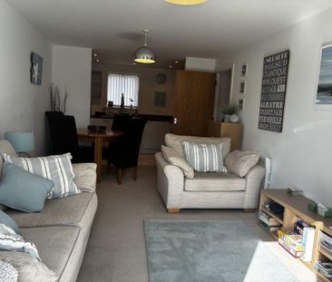 2 bedroom apartment to rent - Photo 1