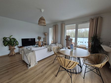 Location Appartement 4 pièces 85m² - Photo 2