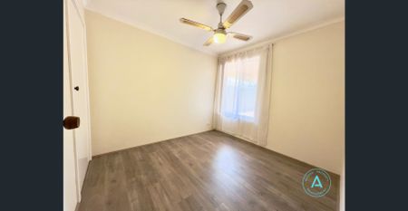 Spacious Family Home in Prime Willetton Location - Photo 3