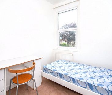 4 bedroom house to rent - Photo 1
