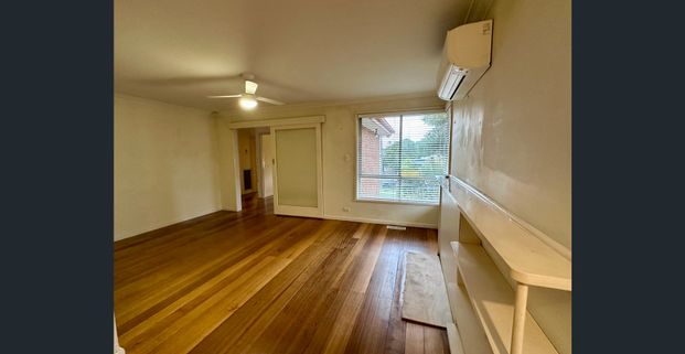 Spacious 3 Bedroom family home - Photo 1