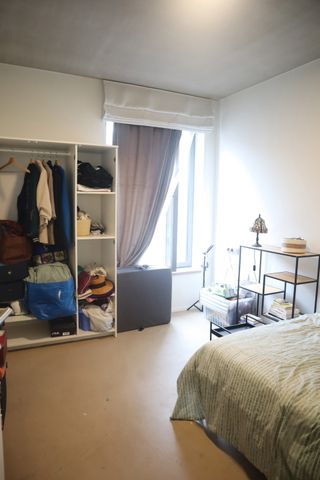 A VOIR !!! Superbe appartement 2ch neuf près des Guillemins - Photo 4