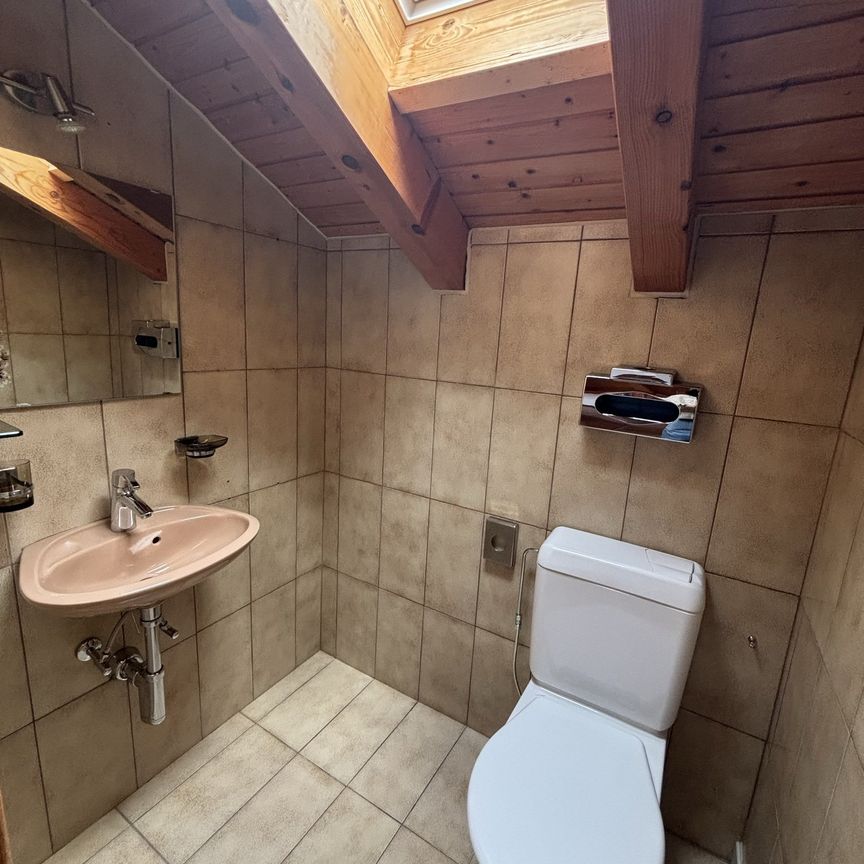 "Wohnen an zentraler Lage - ein Nettomietzins geschenkt" - Photo 1